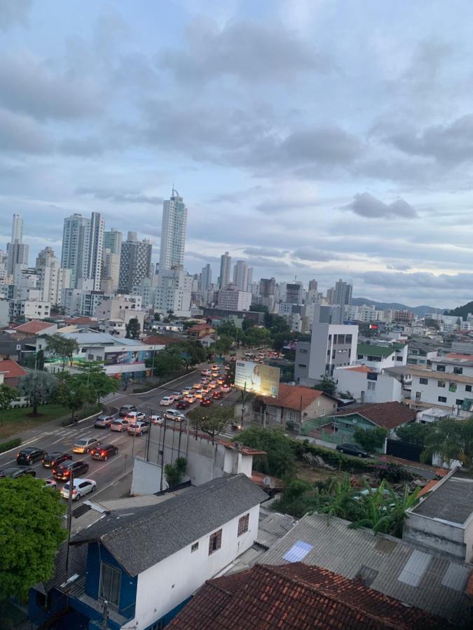 Encantos Dos Mares - Apartamento 5 - Balneário Camboriú エクステリア 写真